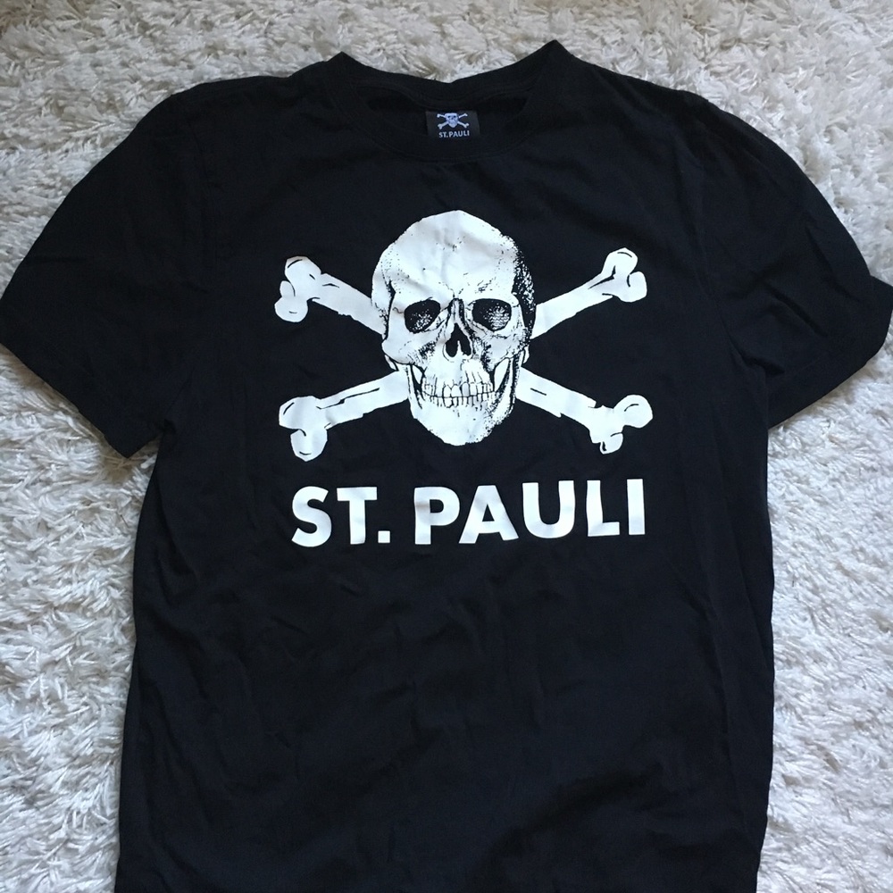 NWOT Authentic St. Pauli Shirt